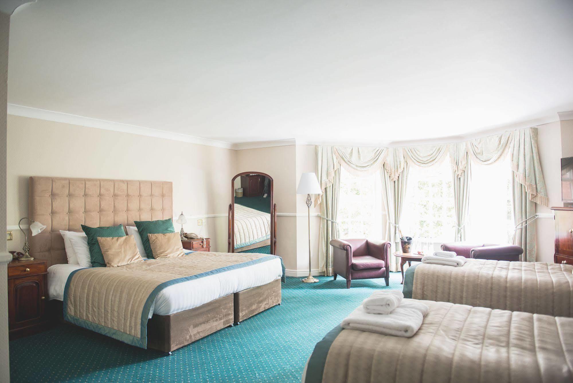 Mere Court Hotel Knutsford Kültér fotó